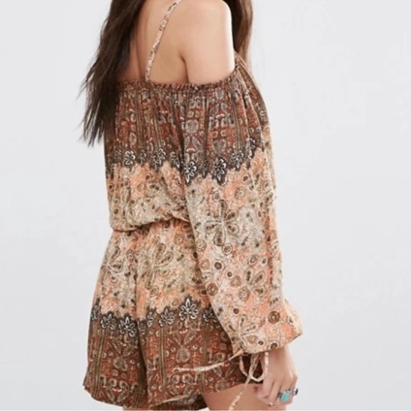 Free People Pants - NWT FREE PEOPLE Romper Women's‎ Small Boho Paisley Bell Sleeve